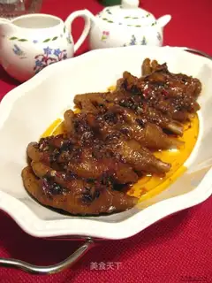 Fried chicken feet with black pepper