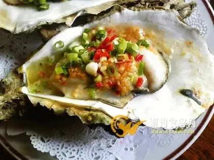 Roasted oysters with garlic