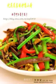 stir-fried five-spice dried cowhide with celery