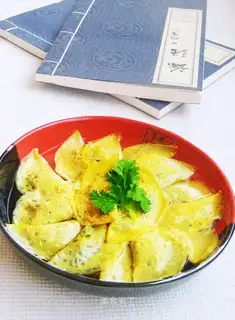 Chrysanthemum egg dumplings