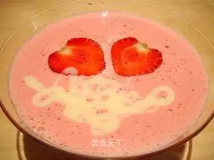 Strawberry tofu milk