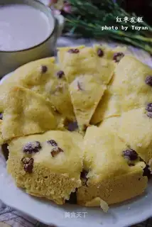 Red date cake