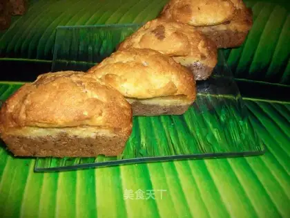 Two-color cake