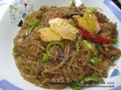 Minced pork and vermicelli pot