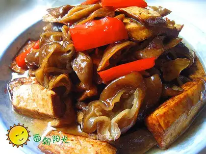 Fragrant dried pork intestines