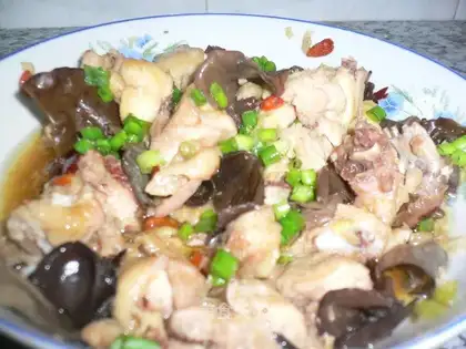 Steamed chicken on medicinal diet