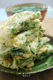 Delicious fried cilantro