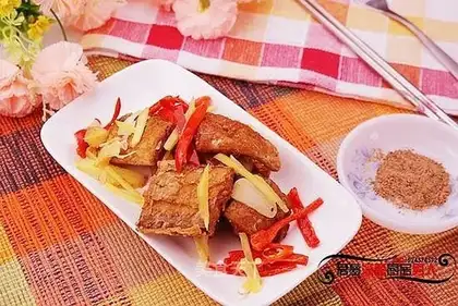Spicy fried hairtail