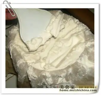 Homemade cream cheese