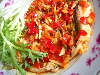 Hot and sour grilled fish in the microwave