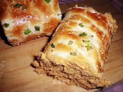 Pork floss roll