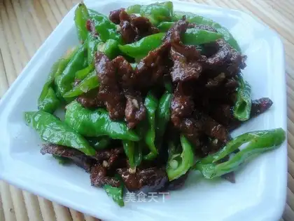 stir-fried beef tenderloin with green pepper