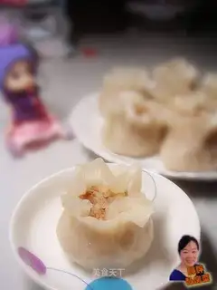 Crystal glutinous rice steamed meat