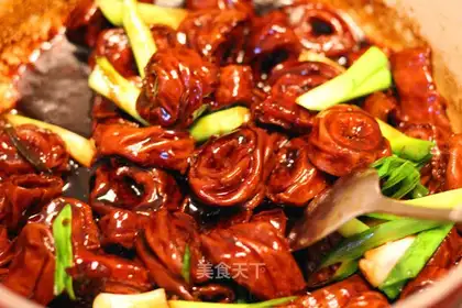 braised large intestine