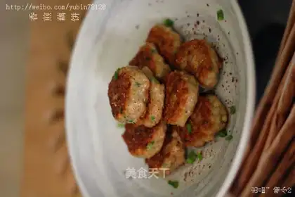 Pan-fried lotus root cake