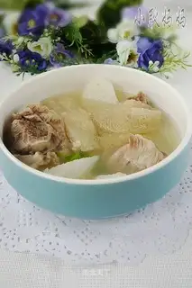 Bamboo fungus, yam and ribs soup