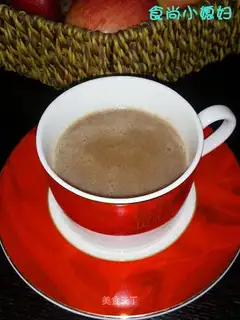 Red beans, glutinous rice, red dates, soy milk