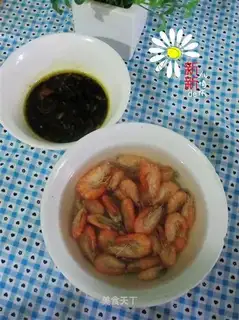 boiled river shrimp