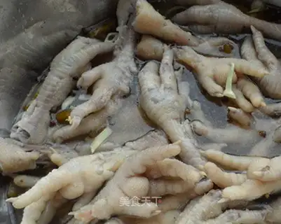 pickled chicken feet