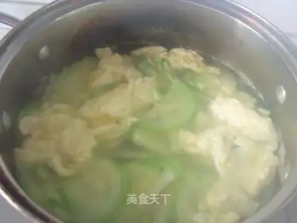 Zucchini egg soup