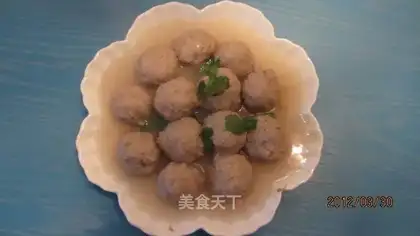 Steamed lotus root minced meat meatballs