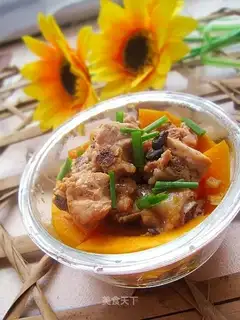 Microwave steamed pork ribs with pumpkin