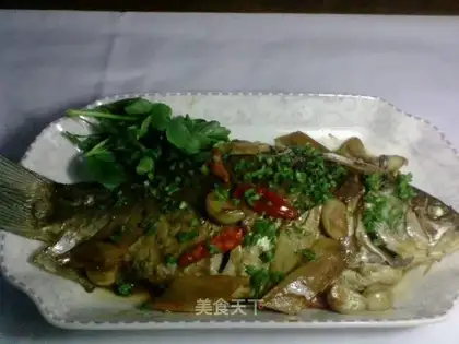 braised crucian carp