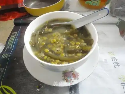 kelp and mung bean paste