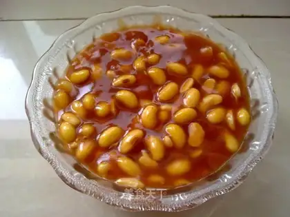 Canned soybeans in tomato sauce