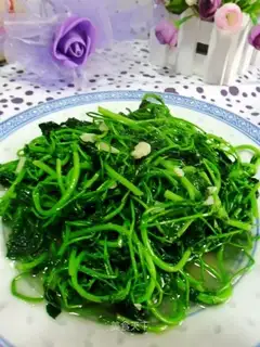 stir-fried straw head