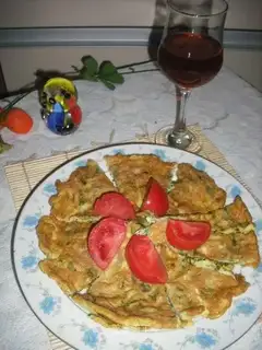 Scrambled eggs with shepherd's purse