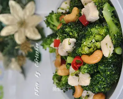 stir-fried diced chicken with broccoli