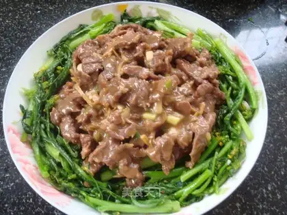 stir-fried beef with cabbage