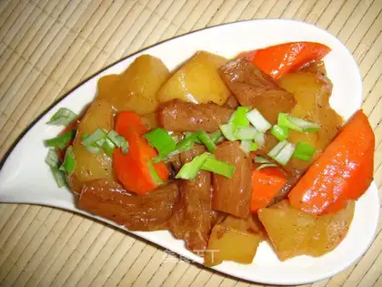 roasted tendon with potatoes