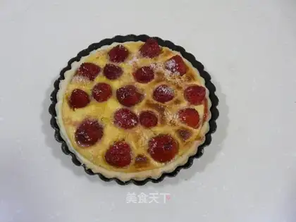 Strawberry coconut pie