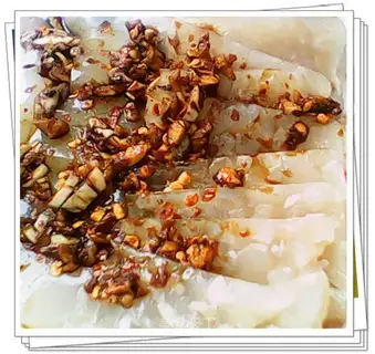 Hot and sour pork skin jelly