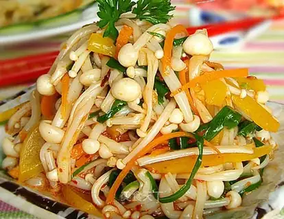 Cold mixed mushroom