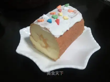 Mango cream cake roll