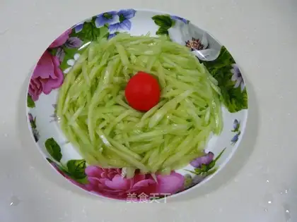 Green mustard and melon shredded