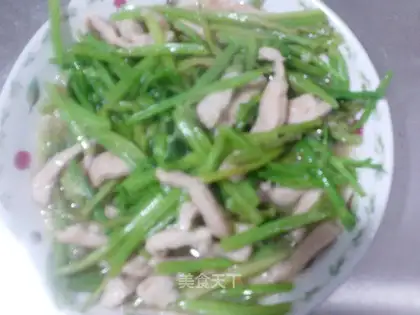Celery shredded pork