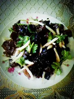 Black fungus salad