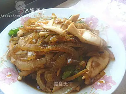 stir-fried squid with onions