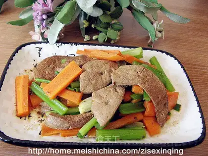 stir-fried pork liver with celery