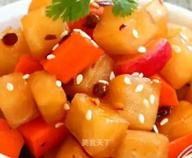 Sour and spicy diced radish
