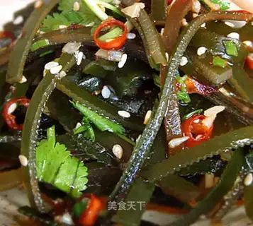 Spicy seaweed shredded