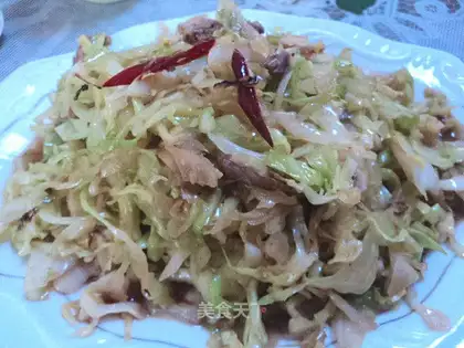 stir-fried cabbage with shredded pork