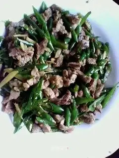 Shredded pork with pepper
