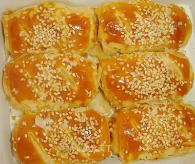 Pork floss roll