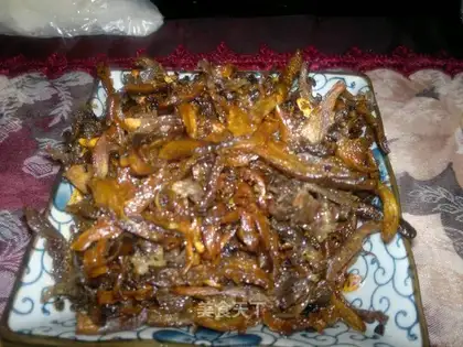 Spicy fried shredded mushrooms