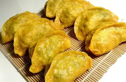 Five-flavor golden vegetable steamed dumplings